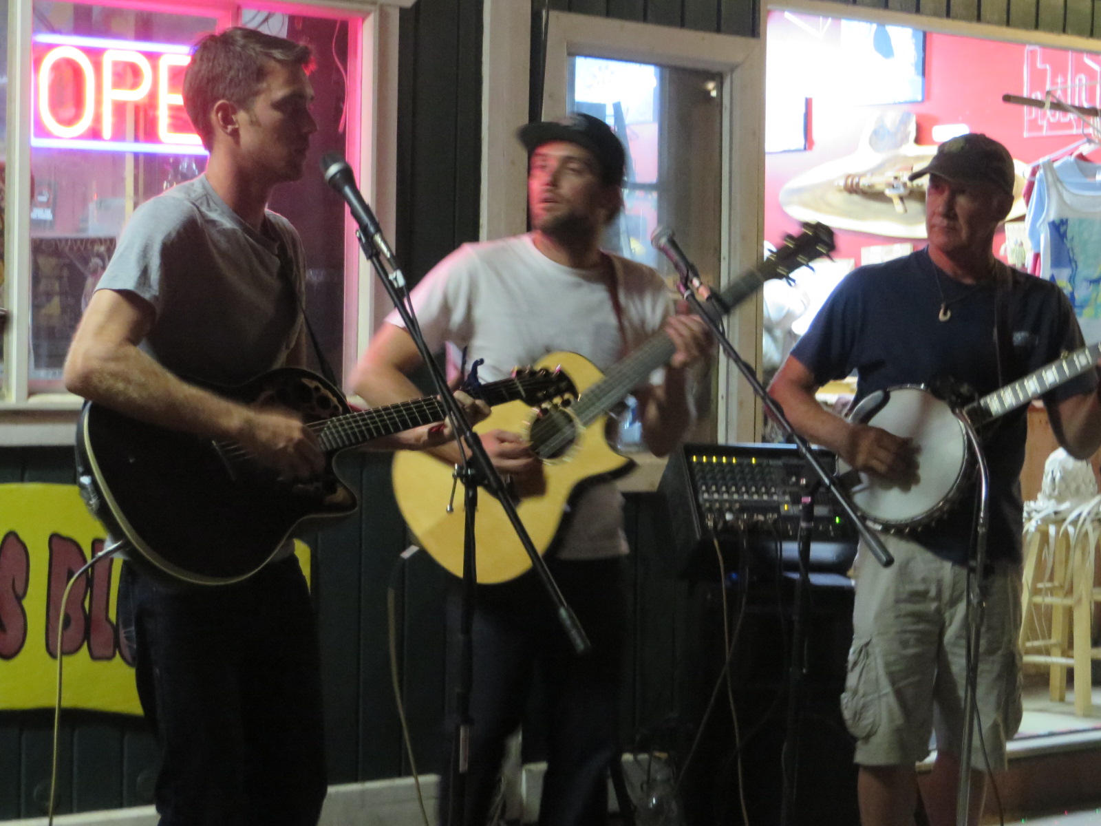 20151004085743.JPG image